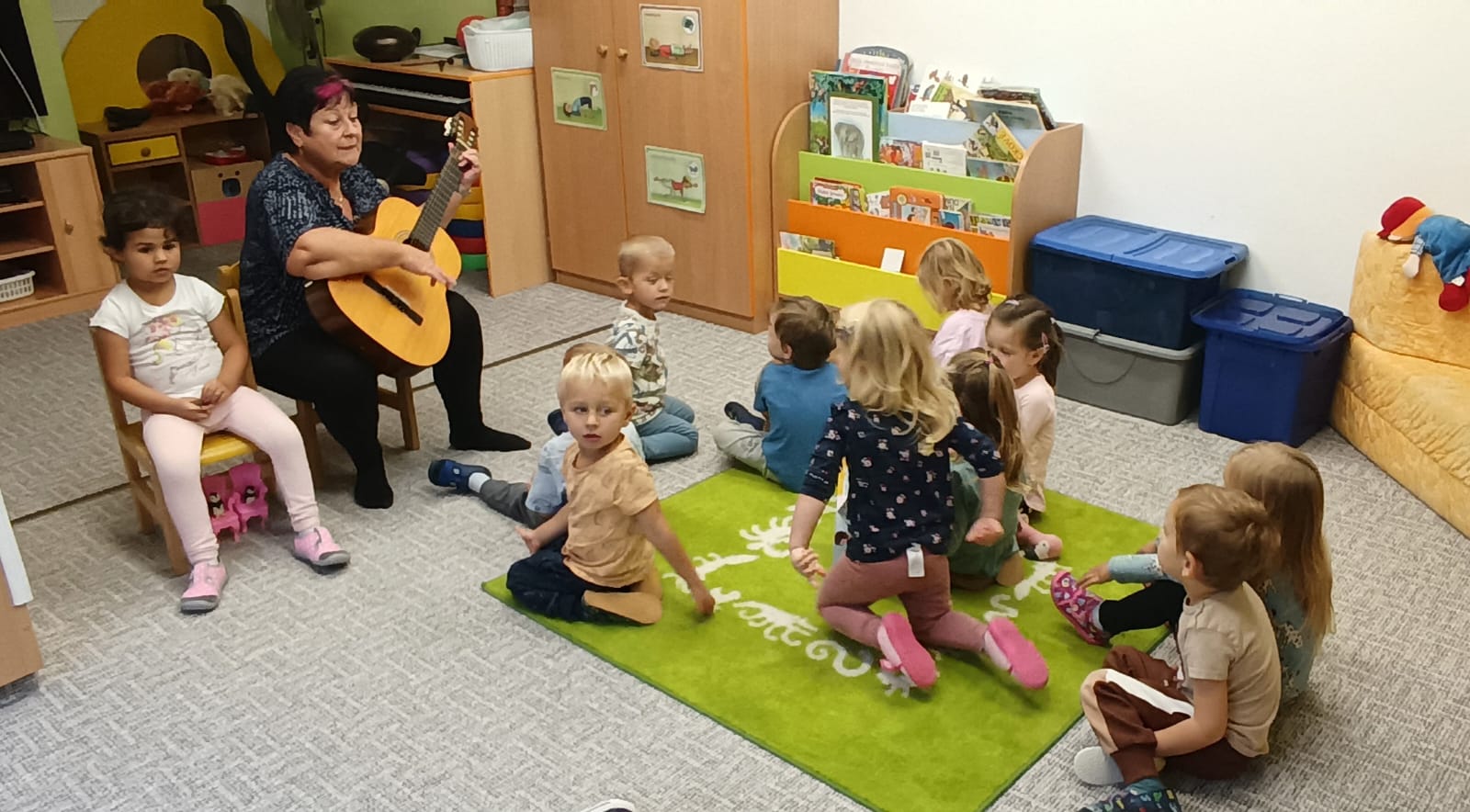 Hrajeme si a zpíváme 1